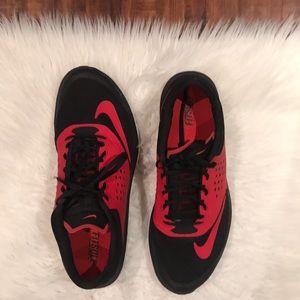 Men’s Nike sneakers